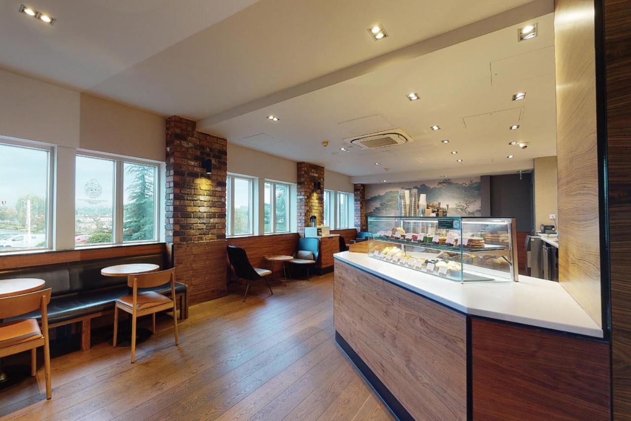 Village Hotel Birmingham Уолсолл Экстерьер фото