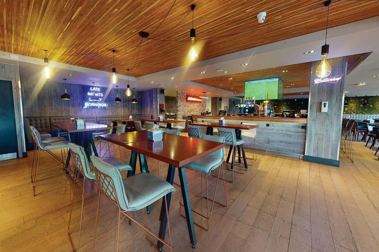 Village Hotel Birmingham Уолсолл Экстерьер фото