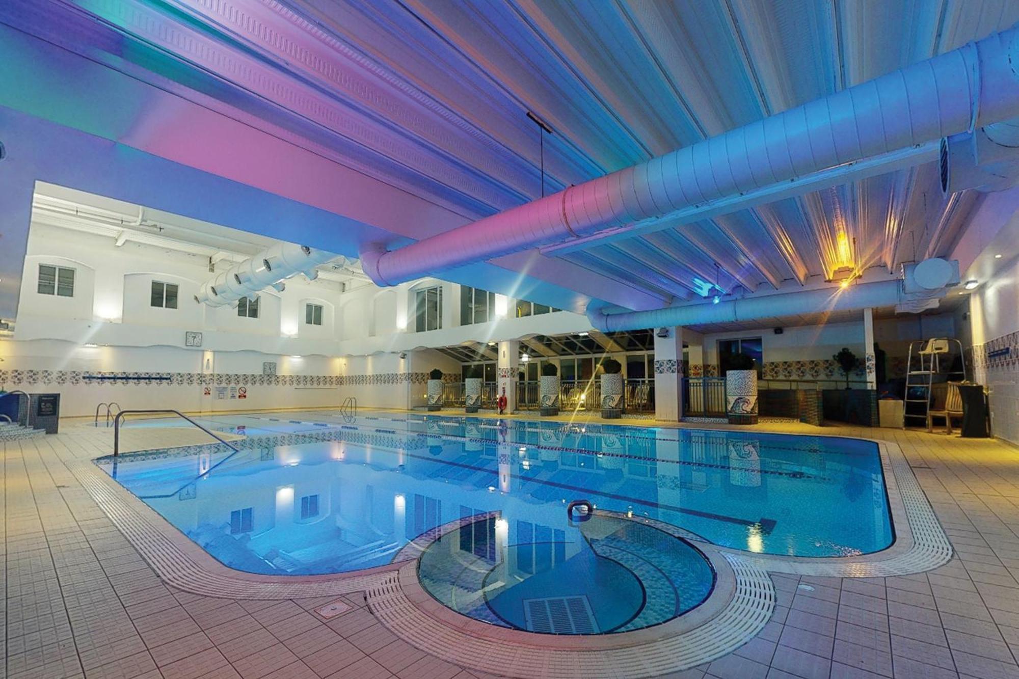 Village Hotel Birmingham Уолсолл Экстерьер фото