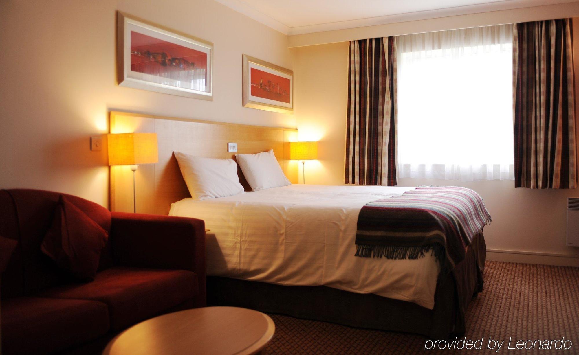 Village Hotel Birmingham Уолсолл Экстерьер фото