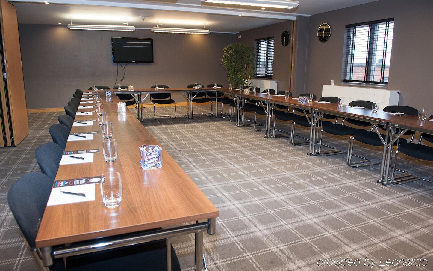 Village Hotel Birmingham Уолсолл Экстерьер фото